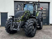 Schlepper / Traktor Valtra Q305