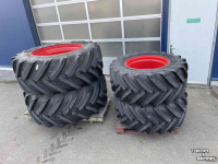 Räder, Reifen, Felgen & Distanzringe Michelin 710/60 R42 + 600/60 R42