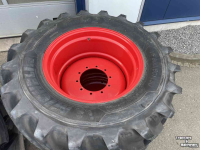 Räder, Reifen, Felgen & Distanzringe Michelin 710/60 R42 + 600/60 R42