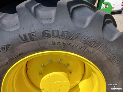 Schlepper / Traktor John Deere 6R155  AP