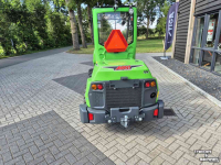 Radlader Avant 735i