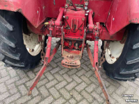 Schlepper / Traktor International 844-S
