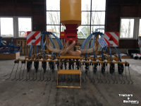 Drillmaschine Euro-Part Technik-Plus 32 voor de torenverdeler en 24 zaaielementen