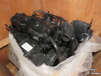 Gebrauchte Teile für Traktoren Iveco complete Nieuwe IVECO motor 8035 3cil