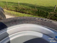 Räder, Reifen, Felgen & Distanzringe BKT 600/40-22.5