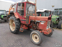 Schlepper / Traktor International 845 xl