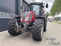 Schlepper / Traktor Valtra N123 HiTech5