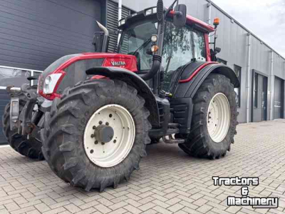 Schlepper / Traktor Valtra N123 HiTech5