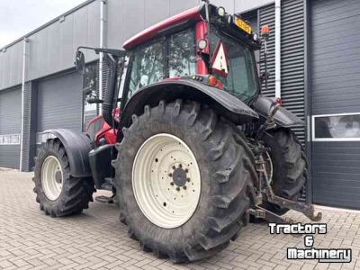 Schlepper / Traktor Valtra N123 HiTech5
