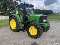 Schlepper / Traktor John Deere 6220 PowerQuad 24-speed