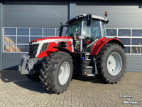 Schlepper / Traktor Massey Ferguson 6S.135 Dyna6 Efficient DEMO