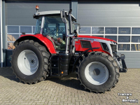 Schlepper / Traktor Massey Ferguson 6S.135 Dyna6 Efficient DEMO