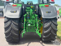 Schlepper / Traktor John Deere 6R215