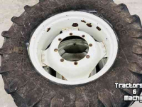 Räder, Reifen, Felgen & Distanzringe Trelleborg 480/65x28 TM 800