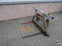 Ballenspieß Manitou Stroriek / Balenprikker / Pakkenprikker