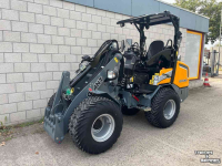 Radlader Giant G2700 HD+ mini schovel kniklader