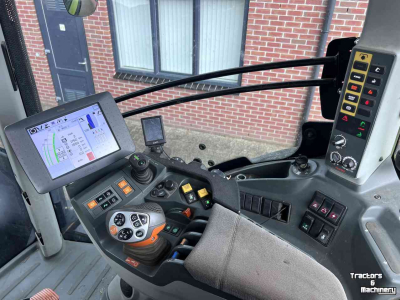 Schlepper / Traktor Claas Axion 830 Cebis