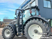 Schlepper / Traktoren Valtra Q305 Direct Tractor Traktor