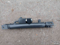 Diverse neue Teile  D32/20-150 cilinder