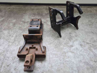 Sonstiges Traktoren und Zubehör Massey Ferguson Cramer Trekhaakframe met onderbrug en zwaaihaak MF