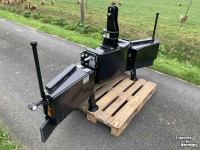 Frontstoßstange New Holland Trekkerbumper / Tractorbumper / Rubber schuif / Frontgewicht