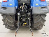 Schlepper / Traktor New Holland T 7.290 AC HD