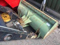 Frontlader Stoll Super 1.3 voorlader Ford 40 serie met aanbouwdelen