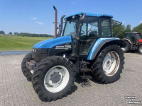 Schlepper / Traktor New Holland TS90