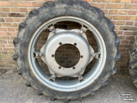 Räder, Reifen, Felgen & Distanzringe Kleber 9.5R32 EN 12.4R46