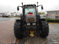 Schlepper / Traktor Valtra 6750