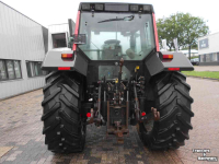 Schlepper / Traktor Valtra 6750
