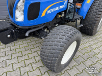 Obsttraktor New Holland Boomer 50
