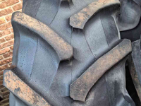 Räder, Reifen, Felgen & Distanzringe Trelleborg 420/70X30 60% TM 700