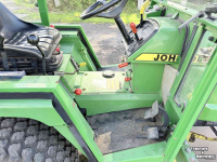 Gartentraktoren John Deere 855 Diesel met maaidek en cabine