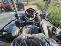 Schlepper / Traktor Massey Ferguson 6S 135