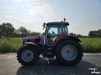 Schlepper / Traktor Massey Ferguson 6S 135