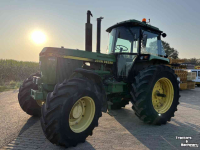 Schlepper / Traktor John Deere 4255