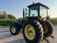 Schlepper / Traktor John Deere 4255