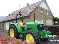 Schlepper / Traktor John Deere 5065E 4WD