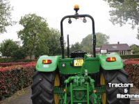 Schlepper / Traktor John Deere 5065E 4WD