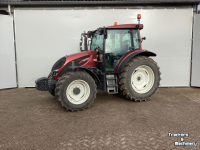 Schlepper / Traktor Valtra A105MH4