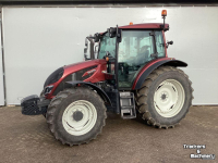 Schlepper / Traktor Valtra A105MH4
