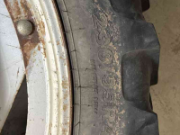 Räder, Reifen, Felgen & Distanzringe Alliance 230/95R44 (9.5R44)