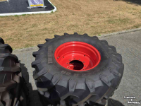 Räder, Reifen, Felgen & Distanzringe Trelleborg 650/65/R42, 600/65R28, Fendt 700, 800