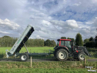 Schlepper / Traktor Valtra N82, trekker verhuur, tractor verhuur, trekker met kipper huren