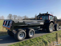 Schlepper / Traktor Valtra N82, trekker verhuur, tractor verhuur, trekker met kipper huren