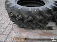 Räder, Reifen, Felgen & Distanzringe Pirelli 600-16 as