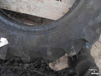 Räder, Reifen, Felgen & Distanzringe Pirelli 600-16 as