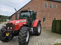 Schlepper / Traktor Massey Ferguson 5465