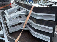 Gummi-Schieber Roo Rubber Vuilschuiver / Rubberschuif / Modderschuif / Erfschuif / Mestschuif met Euro aansluiting